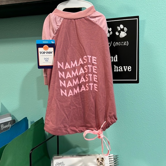 Dog tee